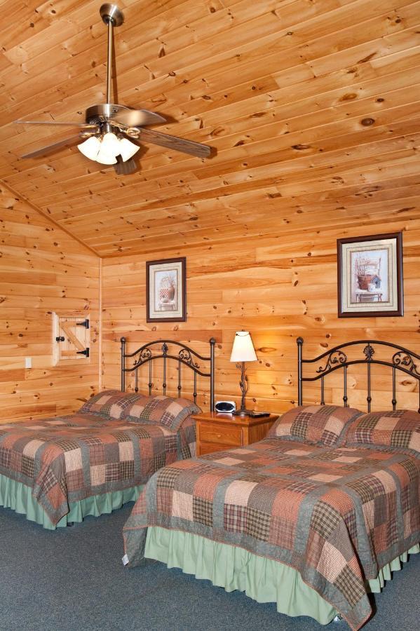 7Cs Lodging Flintstone Exterior photo
