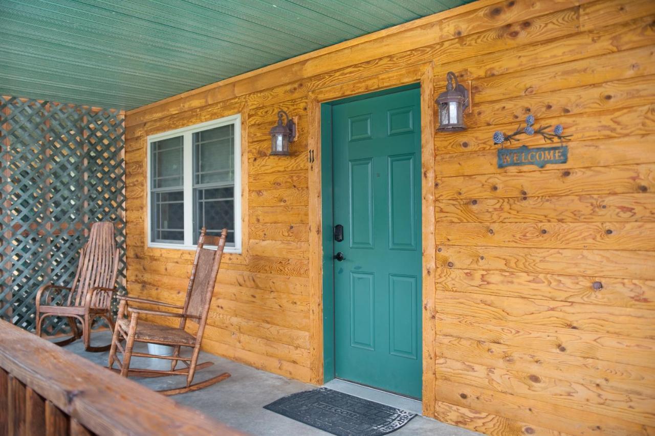 7Cs Lodging Flintstone Exterior photo