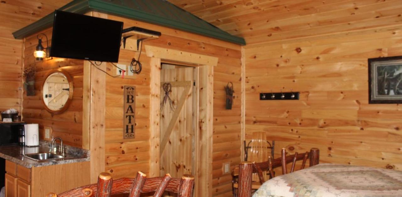 7Cs Lodging Flintstone Exterior photo
