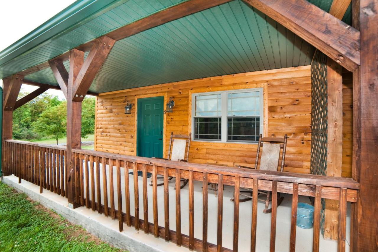 7Cs Lodging Flintstone Exterior photo